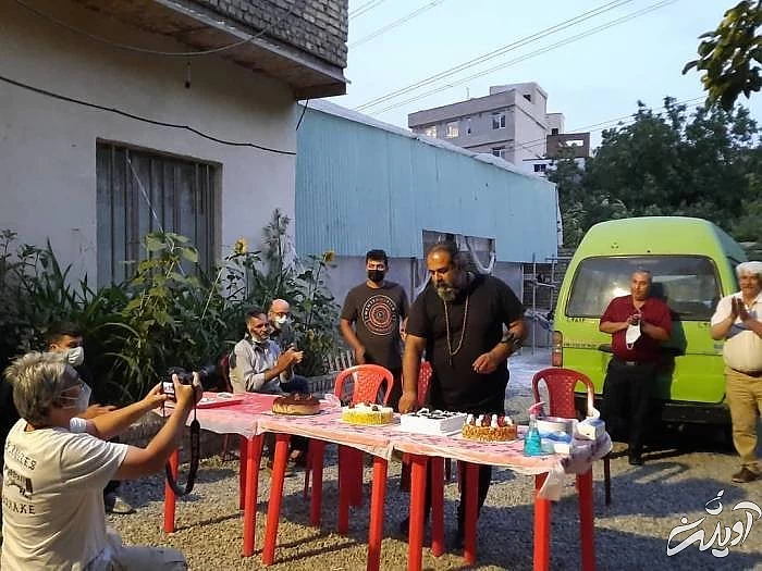 برزو نیک نژاد